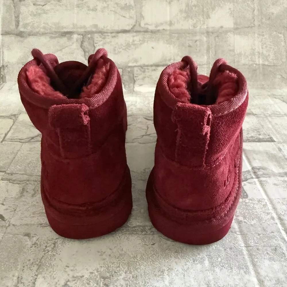 UGG Kids Neumel Chopd Lace Up Booties Burgundy Wool Lined Modern Chukka Sz 3